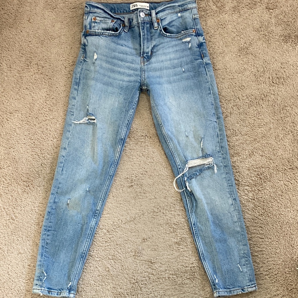 Zara Skinny Distressed Jeans Size 2